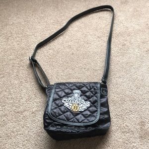 Boston Bruins purse
